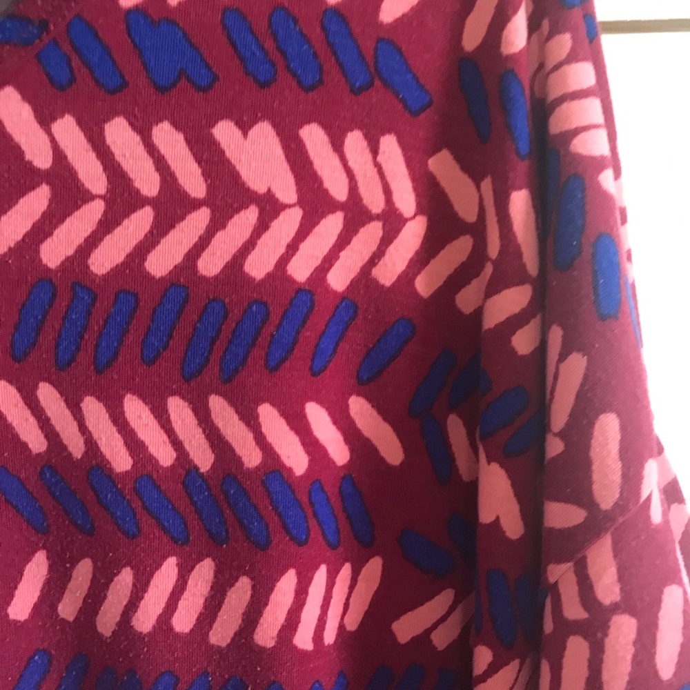 Lularoe Irma medium - Picture 3 of 4